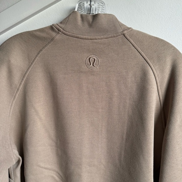 Lululemon Scuba Oversized Collegiate Jacket Women's Tan Bomber XS oversized - Picture 8 of 11